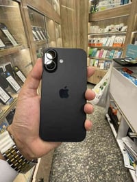 16 عادي ذاكرة ١٢٨ ضمان ماستر ملحقات كامله بعده بلضمان بطارية ٩٢ الجهاز...