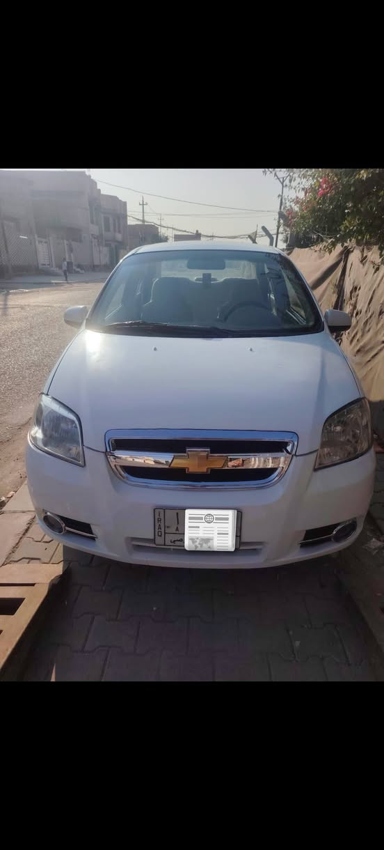 سلام عليكم.. 
المو شراي لا يراسل ويتعب نفسة رجائن 
اڤيو مديل 2009نضيفة سيارة ادامه كاملة كير ومحرك بجيس بيهة طخه بل بجم  ابيعك صبغ عام جمالية سيارة 
سعر 65وبيهة مجال لشراي 
تواصل عل رقم ***********
