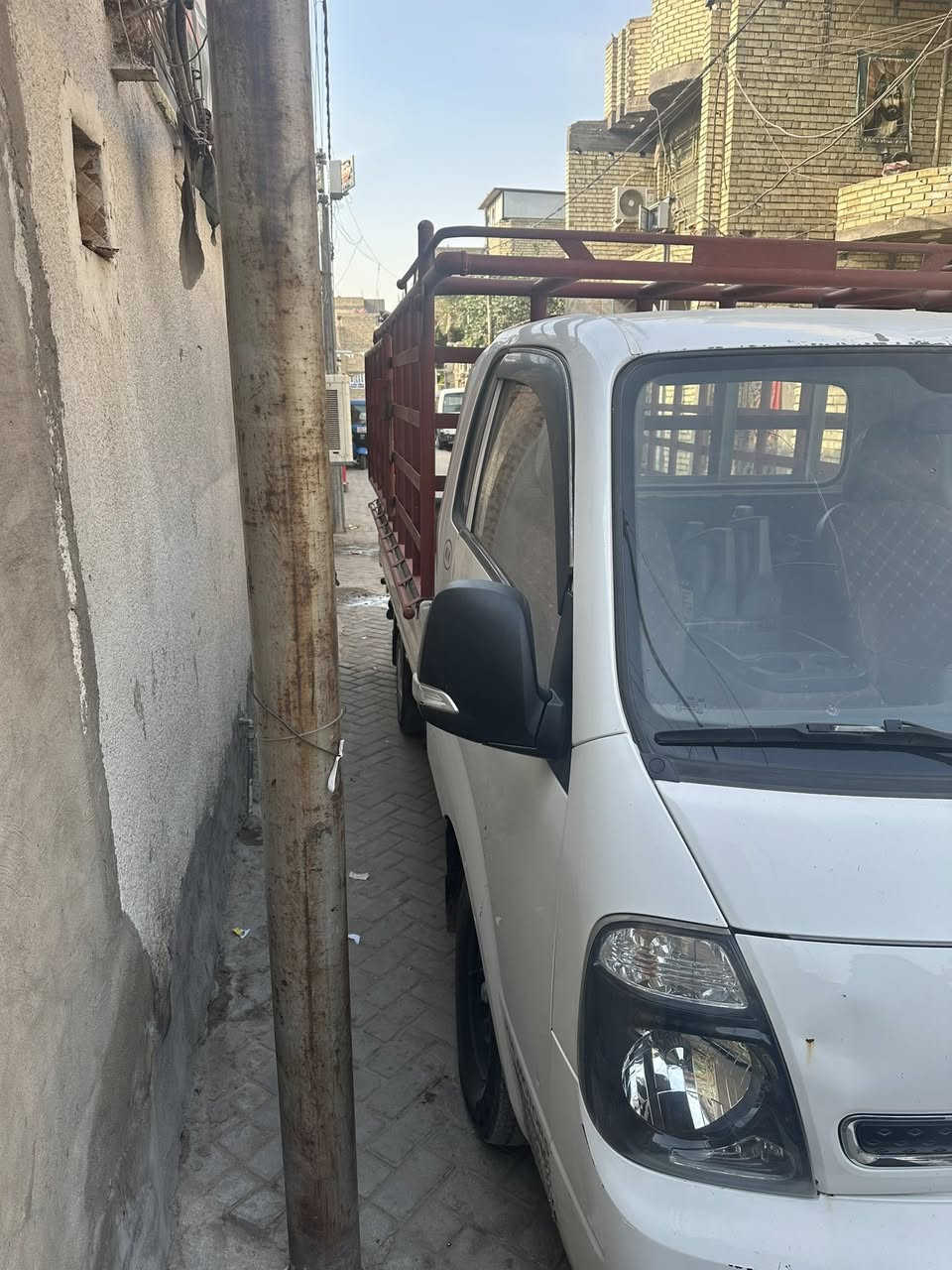 سلام عليكم كيا ٢٧٠٠ موديل ٢٠٢٠ جاهزه من كلشي بسمي بس هاي طخه لي بل بنيد خفيفه مابيها بعد اي نقص رقم ***********معروضه ١٣٢ ورقه  مكان سياره بغداد مدينه الصدر
