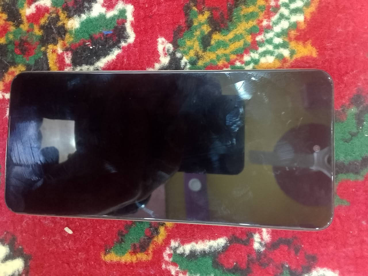 جهاز ريلمي C55 مستعمل شهر واحد بس نضافه فول السعر 200 شراي راسل مو شراي لتعبني  
***********
***********
