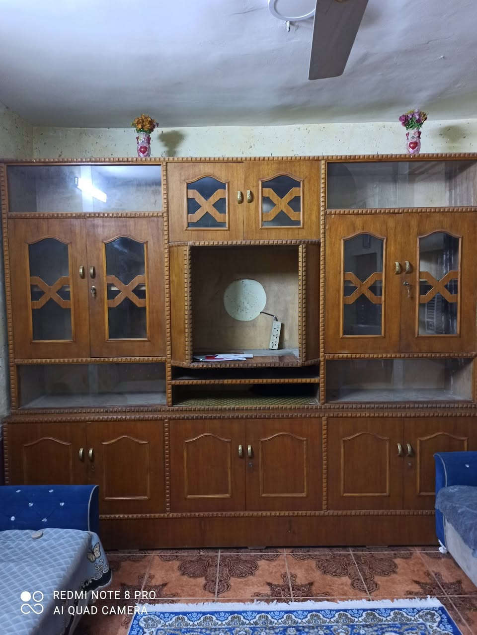 السلام عليكم 
معرض نظيف اخو الجديد 3*3متر  السعر 200
المكان نهاية شارع ستين 

***********
