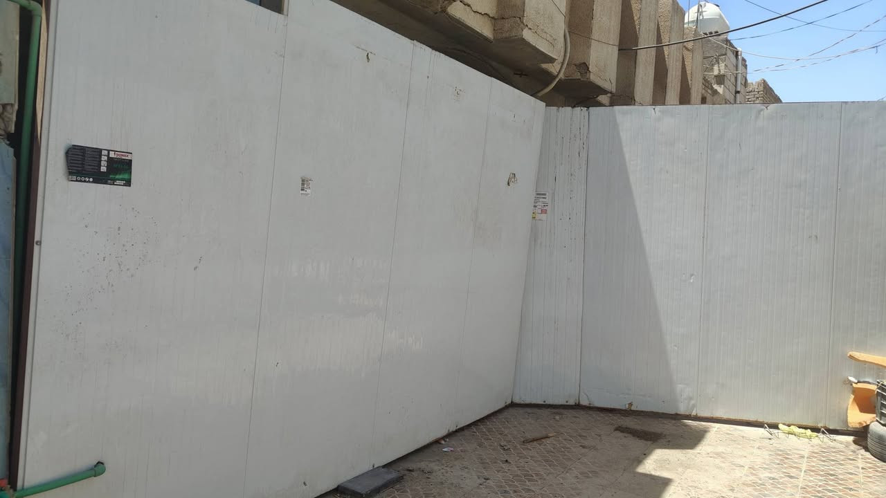 السلام عليكم يتوفر سندويج بنل استخدام قليل نظيف جدآ عدد 8قطع للبيع للاستفسار *********** مكاني قضاء الشطره@
