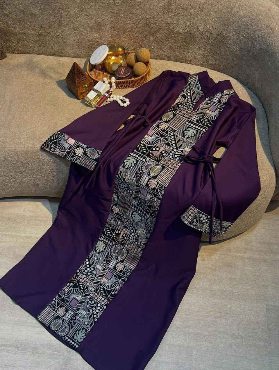 فستان رمضاني❤‍🩹
خامة هوريم دابل تركي
قياس38-40-42-44-46-48


**إذا كنت صاحب هذا الإعلان وتريد حذفه لأي سبب، رجاءا أرسل رسالة إلى الدعم الفني**