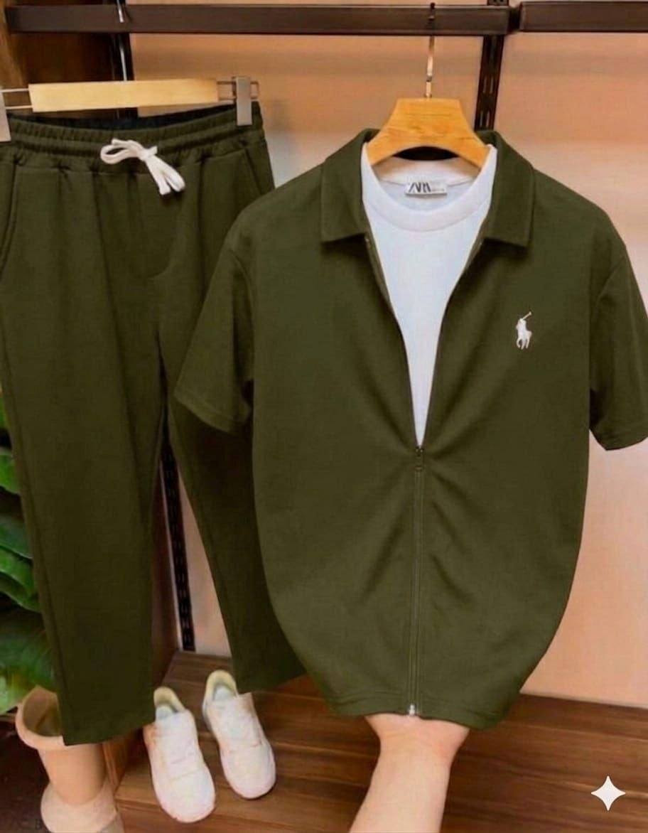 تكرار 🫶
سوت رجالي قطعتين 
خامه ممتازه 💥
قياسات L XL XXXL XXXL
الشد 20 قطعه ب 210
القطعه  تطلع 10 ونص فقط🔥🔥


**إذا كنت صاحب هذا الإعلان وتريد حذفه لأي سبب، رجاءا أرسل رسالة إلى الدعم الفني**