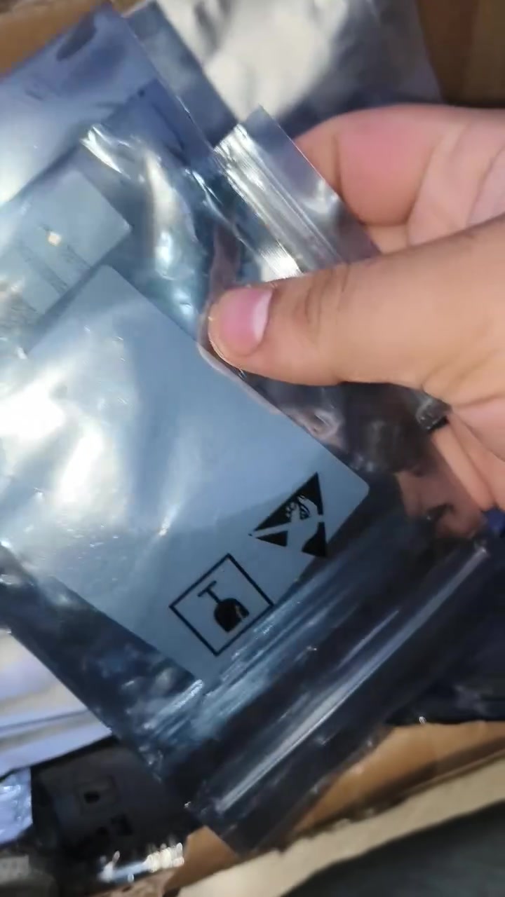 شوف الفديو والمهتم ينطينة بيهن سعر


**إذا كنت صاحب هذا الإعلان وتريد حذفه لأي سبب، رجاءا أرسل رسالة إلى الدعم الفني**