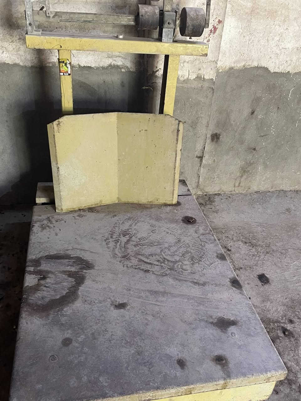 السلام عليكم كبانين للبيع للاستفسار ***********
