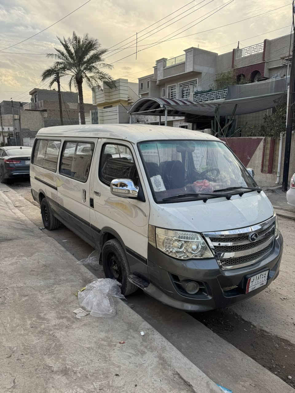 فنون ألوان للبيع موديل2015سياره مطلوبه غرامات خير من الله أبيع كوم حديد إذا تريد تحويل اني راعيها بكيفك رايدها37للاستفسار الاتصال على الرقم***********
