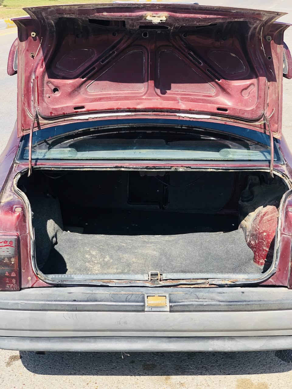 السلام عليكم اخوان اقرو المنشور زين وراسلني تشلع عيوني رقم صلاح الدين شرط التحويل سنويه نافذه 
اوبل فكترا للبيع فقط 
موديل ١٩٩١
السياره بلاديه بدون صبغ بدون ضربه 
غرفتها كلش نضيفه 
مكينه وكير خير من الله اشتغلتهن على ايدي 
كهربائيات من دعاميه لداعاميه كلها شغاله على ايدي كملتهن للامانه السياره جنت اعمر بيها اليه مال جناي بس احتاجيت فلوس وعرضتها 
حداديه بجيس 
كلشي تمام 
السياره عوزها فقط هلالات الخلفيه وصبغ بس كلها كامله 
السعر ٢٥ وبيها مجال الله شاهد صارت عليه بأكثر من هيج


**إذا كنت صاحب هذا الإعلان وتريد حذفه لأي سبب، رجاءا أرسل رسالة إلى الدعم الفني**