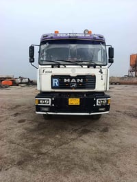 سيارة مان صقر 2002 سيارة جاهزة تخم تاير مكينه  410 قبق عالي مجفته صار ...