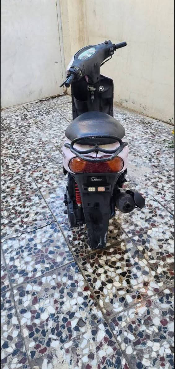 سلام عليكم دراجه ماكس قجمه نضيف صالنصه رياضي Fm لدراجه بيه نقص بس باتري والباقي كله نضيف سعر 320 عنوان بغداد شعله


**إذا كنت صاحب هذا الإعلان وتريد حذفه لأي سبب، رجاءا أرسل رسالة إلى الدعم الفني**