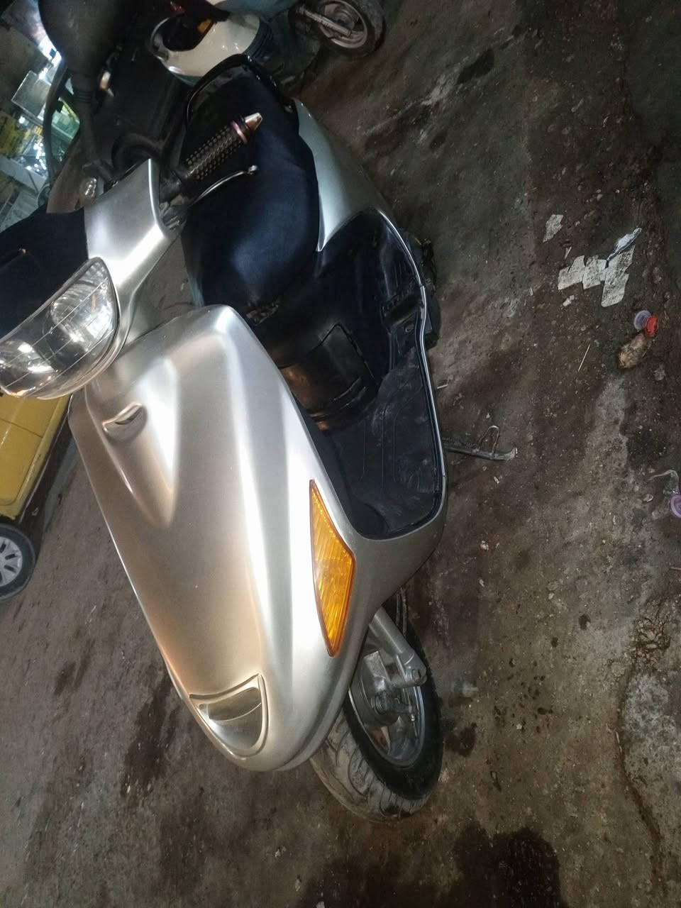 دراجه فراشه للبيع حلوه جاهزه من كلشي لشراي خابر على رقم راعيه خادم لشراي خابر على رقم وخدام ***********
