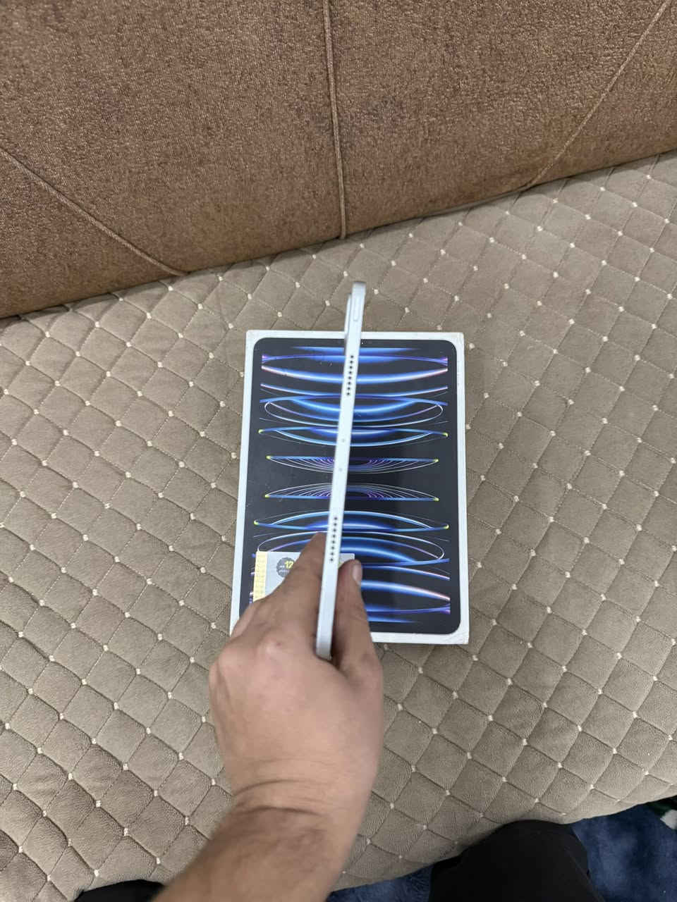 السلام عليكم اخوان عندي ايباد M2 مُديل2023 / نضافة  90/100بي  السعر 635وبي مجال قليل ؛
مكاني بغداد "
‏رقم الهاتف ***********
