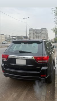 جيب لاريدو 2011 ((كفاله عامه من الصبغ ولحادث)) ،،رقم بغداد بأسمي،، ماش...