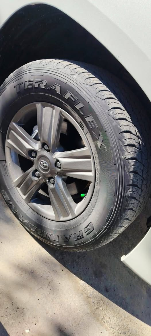 ويل كب لاندكروز حجم ١٨ اصلي مع تخم تاير صيني موديل ١٣/١٥/١٤/١٢ نقشه اصليه موجودات بالكوت اتصال ***********
