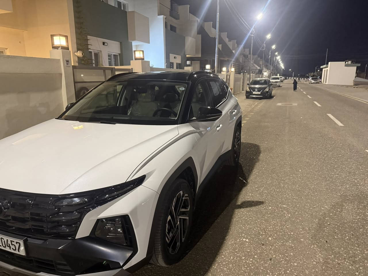 السلام عليكم 
توكسان موديل 2025 تو كلر ماشيه الفين و500 جلد تدفئه تبريد شحن واير لس رقم اربيل 
السعر 238
الاتصال ***********
