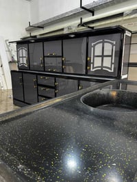 كاونتر قياس مترين ونص سنك مرمر متر ونص  الارضيه والسقف والرفوف كامل بن...