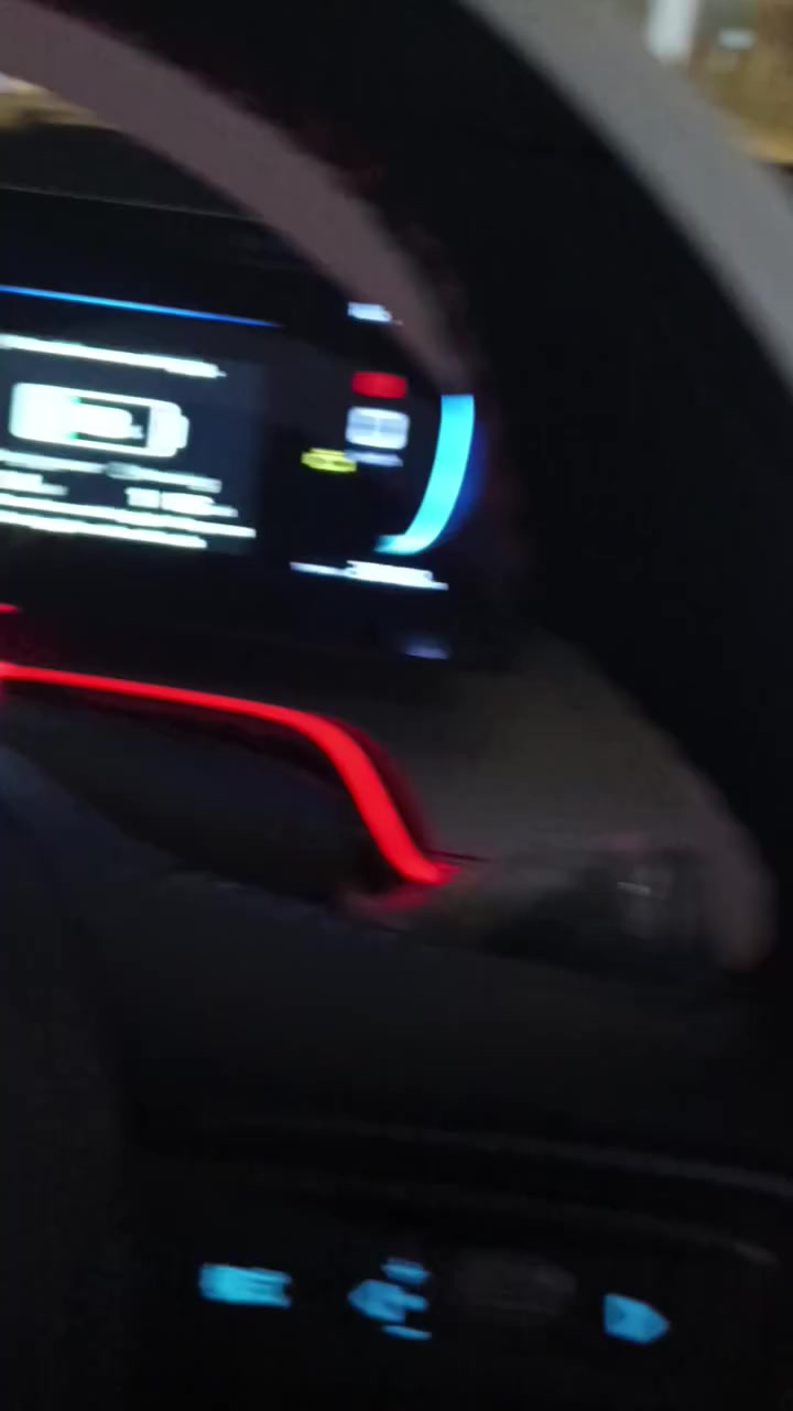 فقط في البصره حبايب برمجه شاشه بي وايدي +تنصيب جميع البرامج على سيارتك لتواصل واتساب او اتصال ***********
