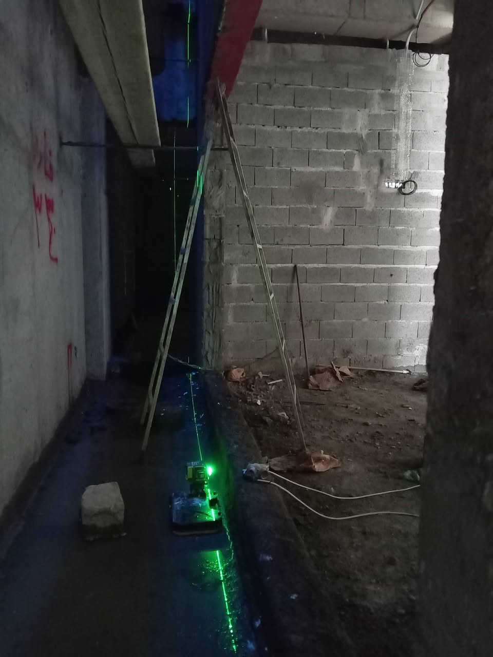 سلام عليكم تصفير حمامات جدار لبخ + شغل لبخ كامل +تصليحات كافة مناطق كركوك بانسب الأسعار رقمي *********** مع تحياتي الكم🌹
