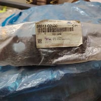 ماسكه دعاميه امامي يسار ايونك من ٢٠١٧ إلى ٢٠٢٢ اصلي وكاله  07712742167