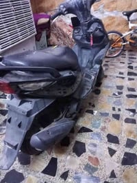 ماكس مضلع لبيع كلها شغاله ماعده الكيج كيلو متر  ما يشتغل  الباقي كله ش...