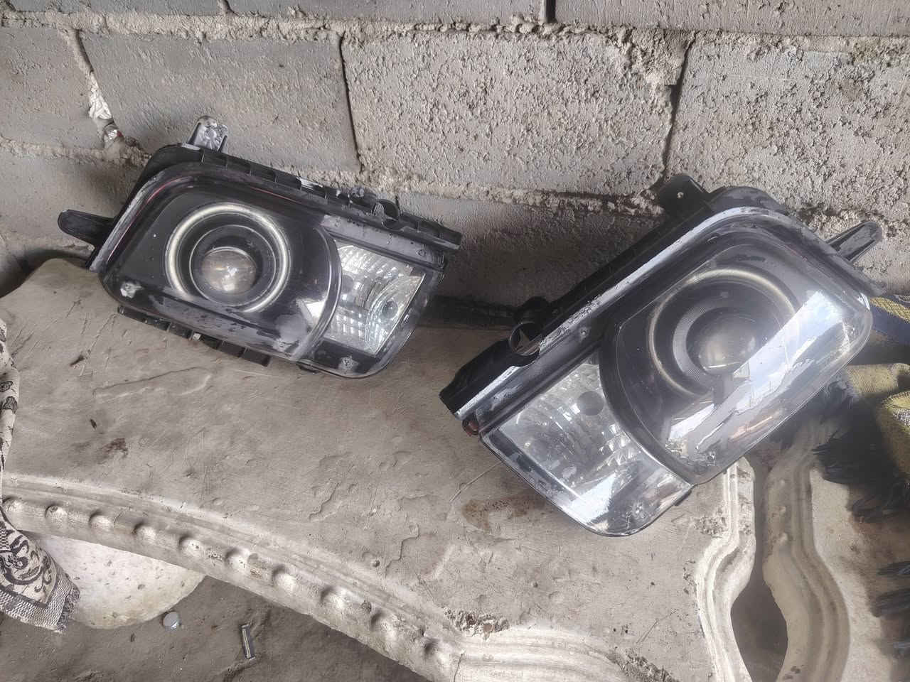 السلام عليكم شباب لايتات كمارو للبيع للاستفسار ***********
