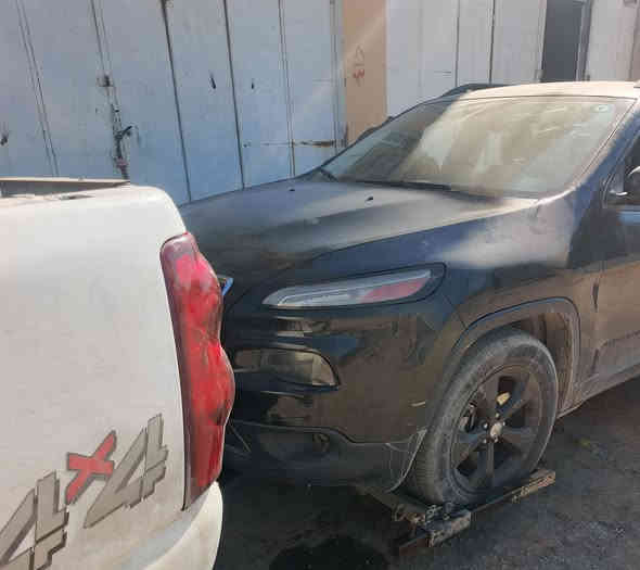خدمات كرين خاشوكه لسحب كافه انواع السيارات داخل وخارج محافظه بابل ***********

