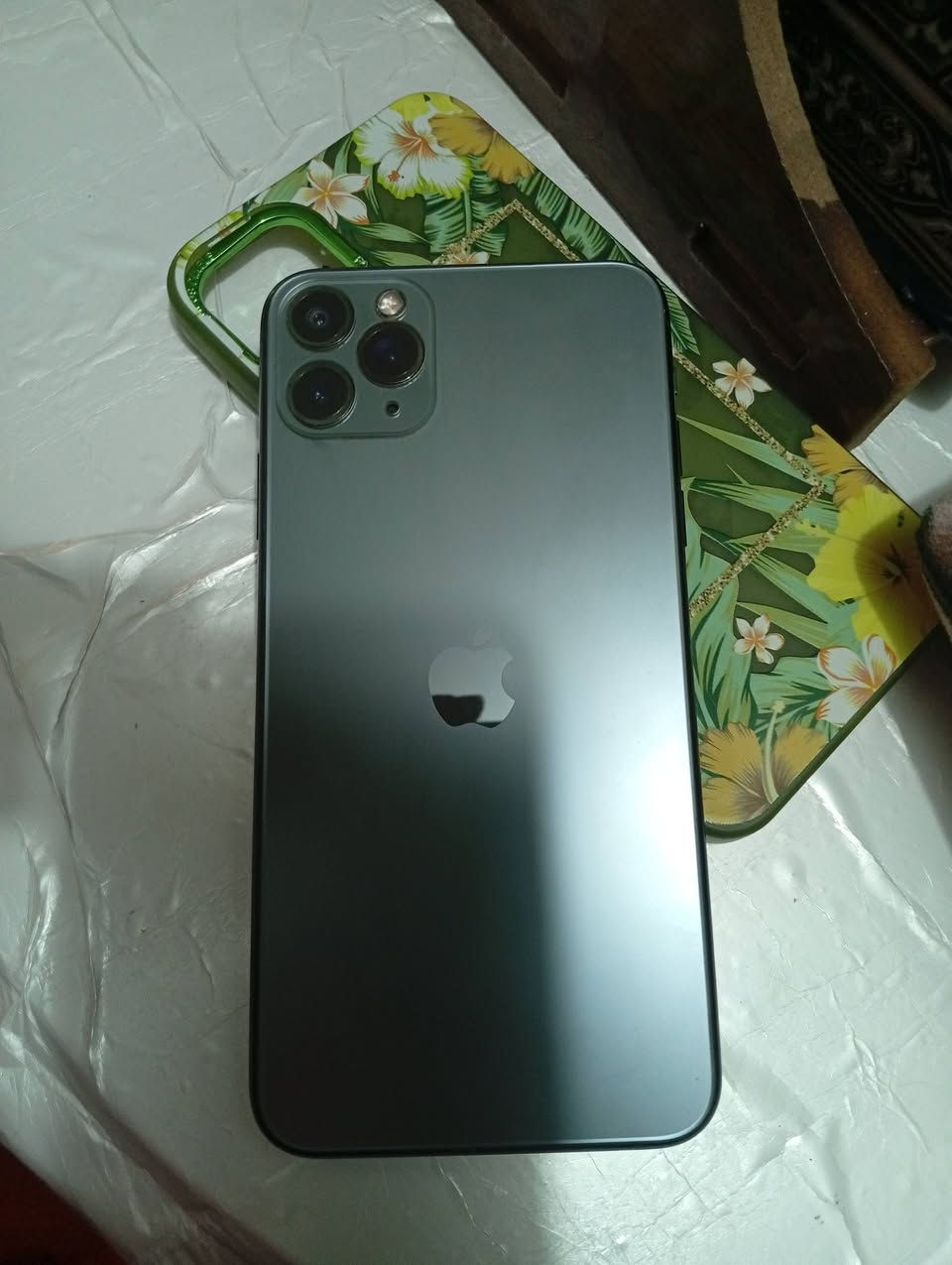 11 برو ماكس مبدل شاشه اصليه مال تفصيخ فيس ايدي شغال ومبدل بطاريه جهاز نضيف وحلو مال بيت سعر 250 وبي مجال بكاني بغداد الشعب 

***********
