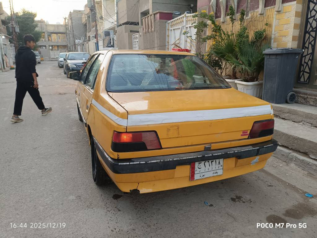 السلام عليكم بيجو  Glx2010  405رقم بغداد الماني محور مكينه كورلا الحديث كير اوتماتيك   تبريد شغال ابيع بس  تحويل هيئه وغرامات على المشتري السعر 18ورقه قفل  للاتصال ***********مكان السياره بغداد قرب مرور الرستميه بغداد, العراق
