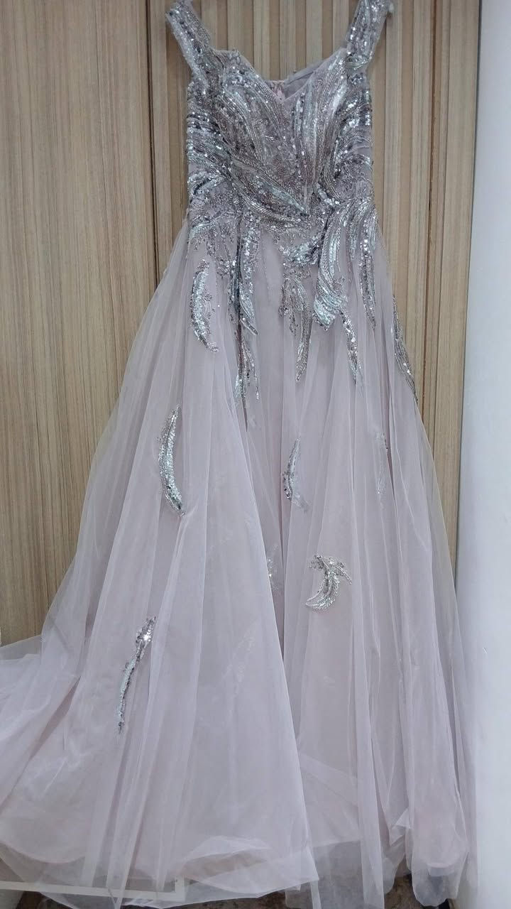 عندي هذني البدلات مشتريتهم ع الوحده ب200 و250صار اقل الشهر من اخذتهن مكانهن كربلاء واريد الوحده ب100 وكلهم ب250


**إذا كنت صاحب هذا الإعلان وتريد حذفه لأي سبب، رجاءا أرسل رسالة إلى الدعم الفني**