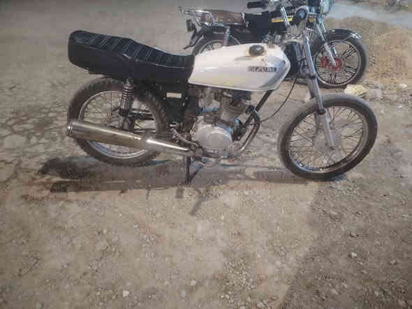 سلام عليكم دراجه نامه حربي.البيع كله نامه مو تجميع بيه سبايدر وسوبايه مكاني بابل محاويل ناحيه المام *********** السعر 250 وبيه مجال
