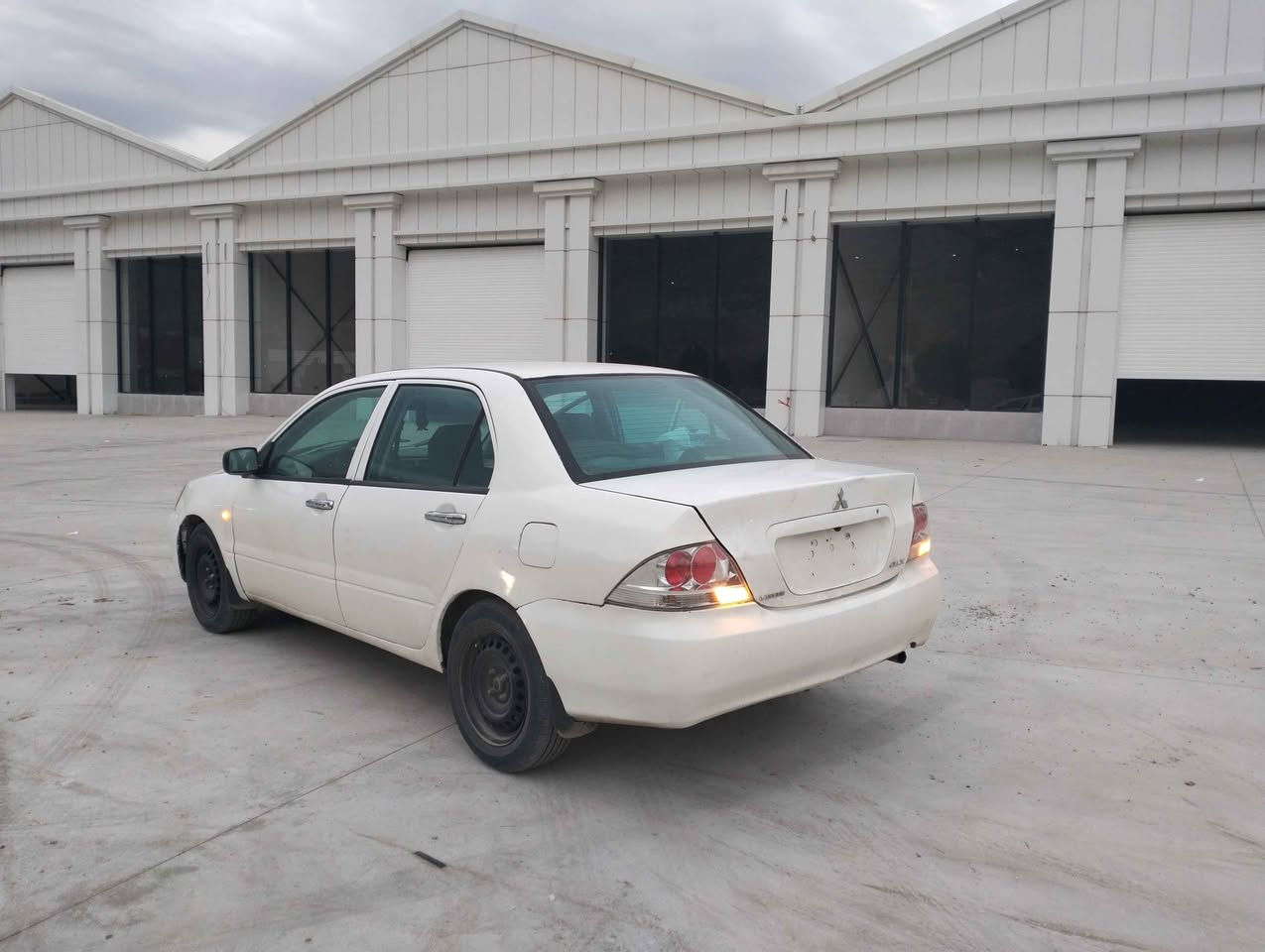 لانسةر 2011 رةقةم بةخداد سنوي بةشةرتي اوليات پاكانةي هةوليري بؤكراوة غرامة بةشةرت گير توماتيك گيرومةكينةي و تبريت بةشةرت سقفي گؤراوة سعر 47 ورةقة شوين سوران ***********
*********** Oshwe, Mai-Ndombe
