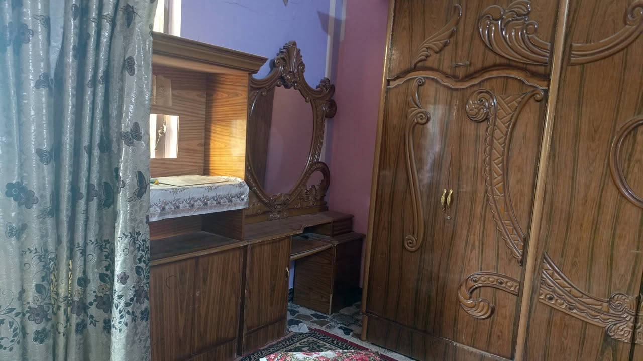 السلام عليكم
عندي غرفه للبيع ول غرفه نضيفه 
ول حاب يشتري يتفضل عل خاص


**إذا كنت صاحب هذا الإعلان وتريد حذفه لأي سبب، رجاءا أرسل رسالة إلى الدعم الفني**