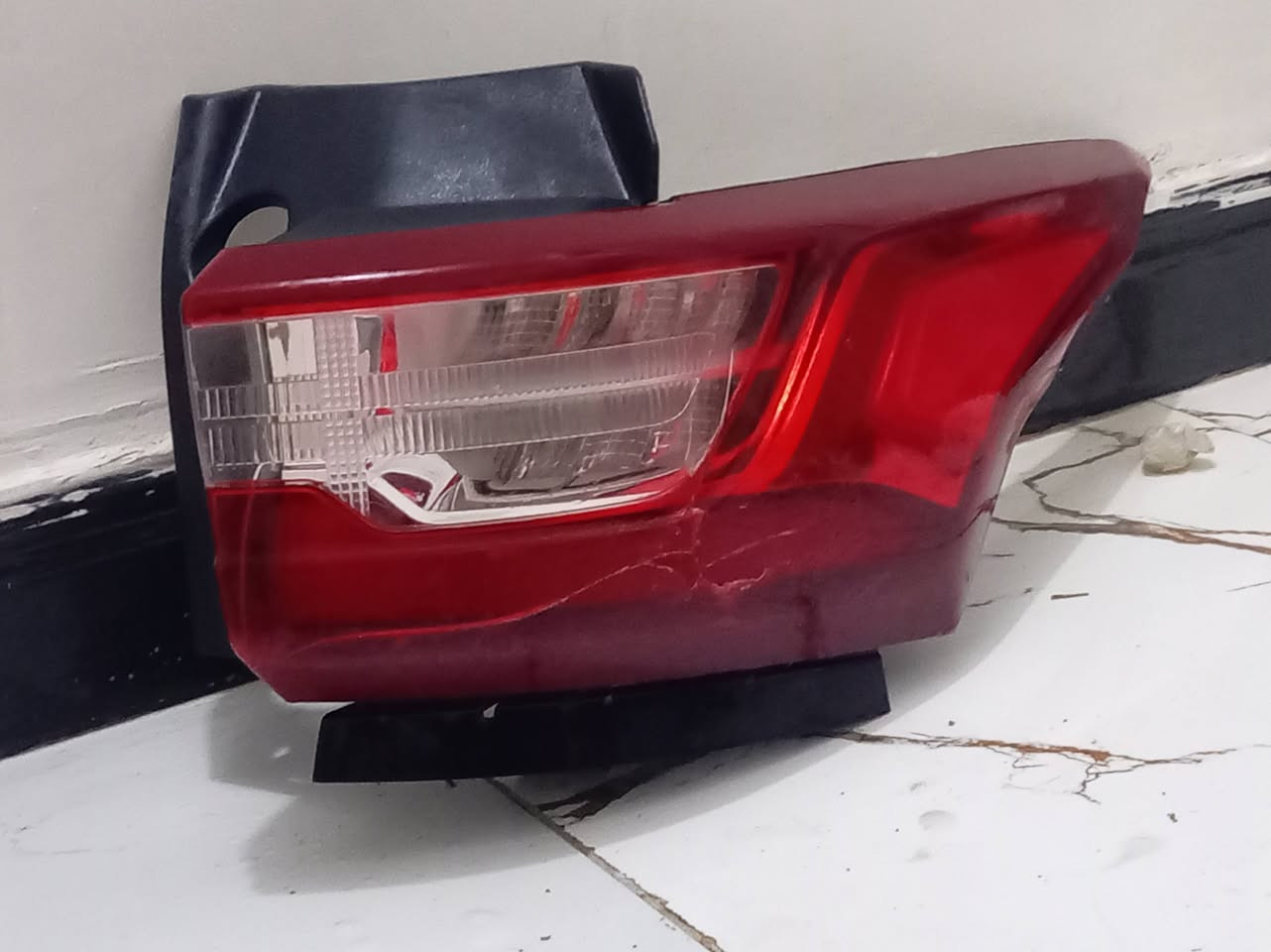 سلام عليكم  بكلايت ترفرس اصلي مال شركه  الجهه اليمنه  بيه فطر  جديد شغال الفطر ميعبر لداخل  مكان كربلاء سعر 75 وبي مجال ***********
