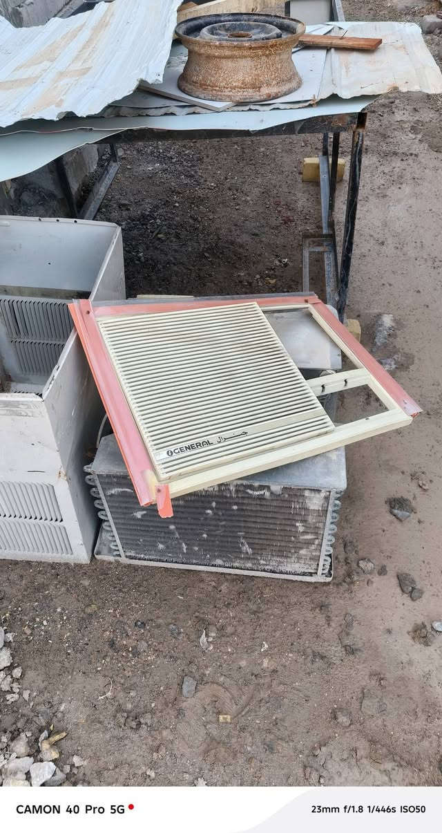 مكيف جنرال للبيع كامل جيب وشد فوول تبريد ثلج، يحتاج بس غسل تنظيف
السعر 275 الف وبي مجال 
العنوان قضاء المدينه منطقة ابو غريب ***********
