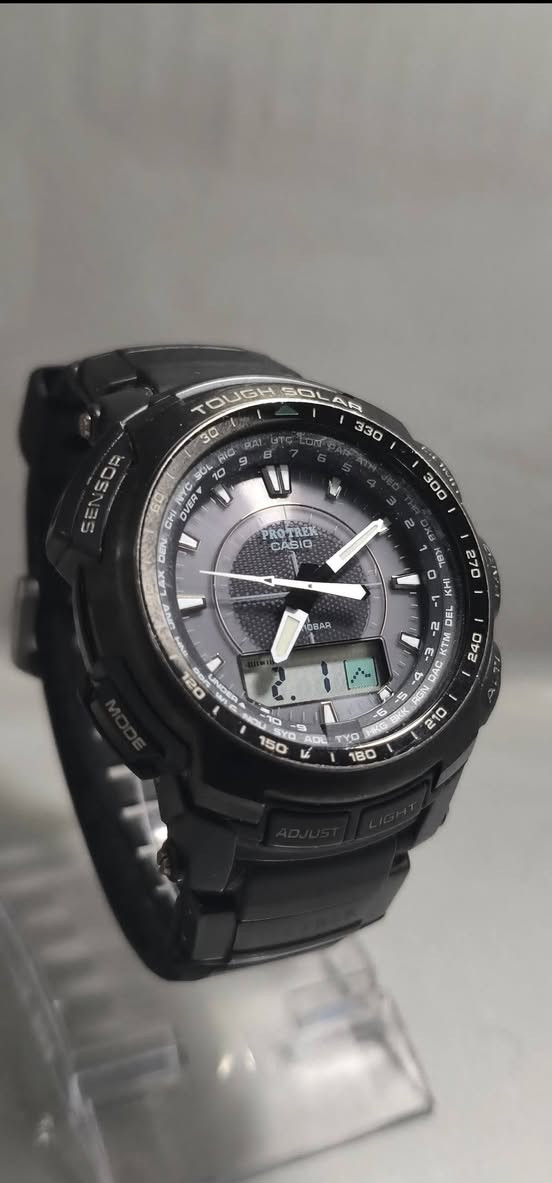 السلام عليكم
⌚ Casio PROTREK PRG-510
ساعة احترافية مخصصة للرحلات، البر، والاستخدام اليومي القاسي، تجمع بين الدقة والمتانة.
🔹 أهم المواصفات:
تعمل بالطاقة الشمسية ☀️
مقاومة الماء حتى 100 متر
مقاومة درجات الحرارة المنخفضة ❄️
بوصلة رقمية مع تحديد الاتجاه والشمال
مقياس ارتفاع + ذاكرة للصعود والهبوط
مقياس ضغط جوي مع مؤشر تغيّر الطقس
مقياس حرارة
توقيت عالمي (29 مدينة)
ستوب ووتش + مؤقت عد تنازلي
5 منبهات يومية
إضاءة LED تلقائية مع Neobrite
تقويم تلقائي كامل
عرض تناظري + رقمي
 السعر: 175 ألف دينار عراقي
متوفر توصيل جميع محافظات العراق


**إذا كنت صاحب هذا الإعلان وتريد حذفه لأي سبب، رجاءا أرسل رسالة إلى الدعم الفني**