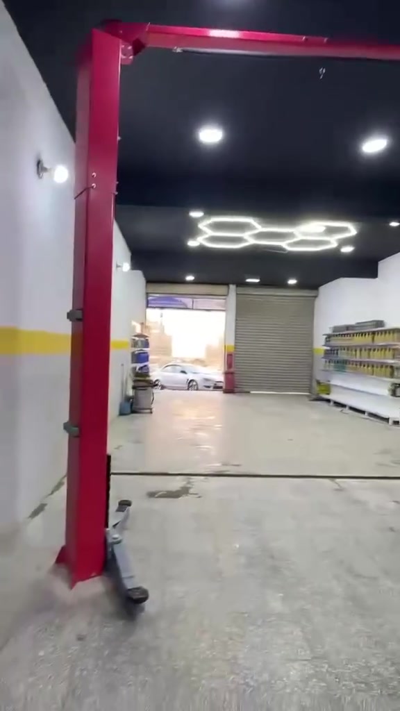 مركز متكامل مساحه ١٥٥ متر ارضيه كاشي جديد جكات عدد ٢ ام ٤ طن  فارت ٢ وحده ع وطنيه وحده ع مولد غراض دهن عدات تصليح جكات يدويه  كامله مكتب داخل الكراج . مخزن متواجد في السطح كبير ومع غرفه عمال صغيره  مكان دوره حي دجله  اجار مليون  سعر البيع شدتين ونص  شراي خاص


**إذا كنت صاحب هذا الإعلان وتريد حذفه لأي سبب، رجاءا أرسل رسالة إلى الدعم الفني**