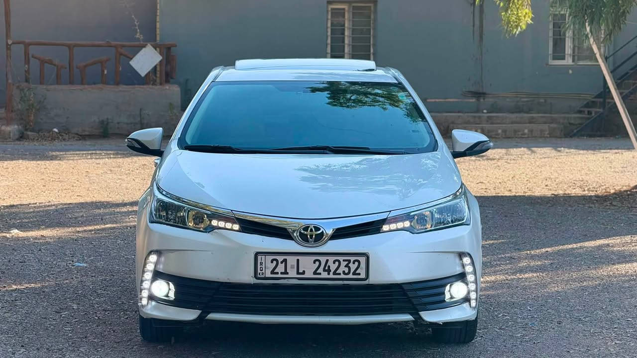 سلام عليكم
للبيع 
تيوتا كورلا 
موديل 2019
خليجي 
مكينه 20
مواصفات 
فتحه 
داخل جلد 
داخل صاج 
شاحن واير لس 
تحكم ستيرن 
شاشه 
سعر 172وبي مجال 
مكان السيارة دياله خانقين 
اي استفسار ***********
