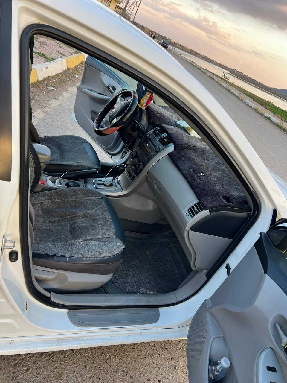 كورلا 2011  أمريكي رقم كركوك
سنويه لل27 كير محرك شرط
السونار مرفوق بصور
للاستفسار ***********
