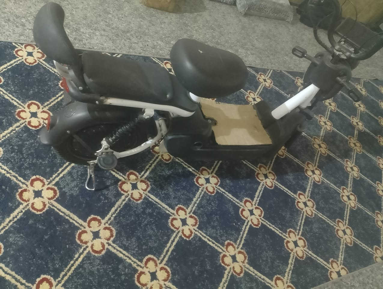 سلام عليكم دراجه شحن 4 بطاريات.A.9
مكفوله من اي ضربه مديل2014
سعرها275و بيها مجال///***********
مكاني الرفاعي يم دار البيضاء
