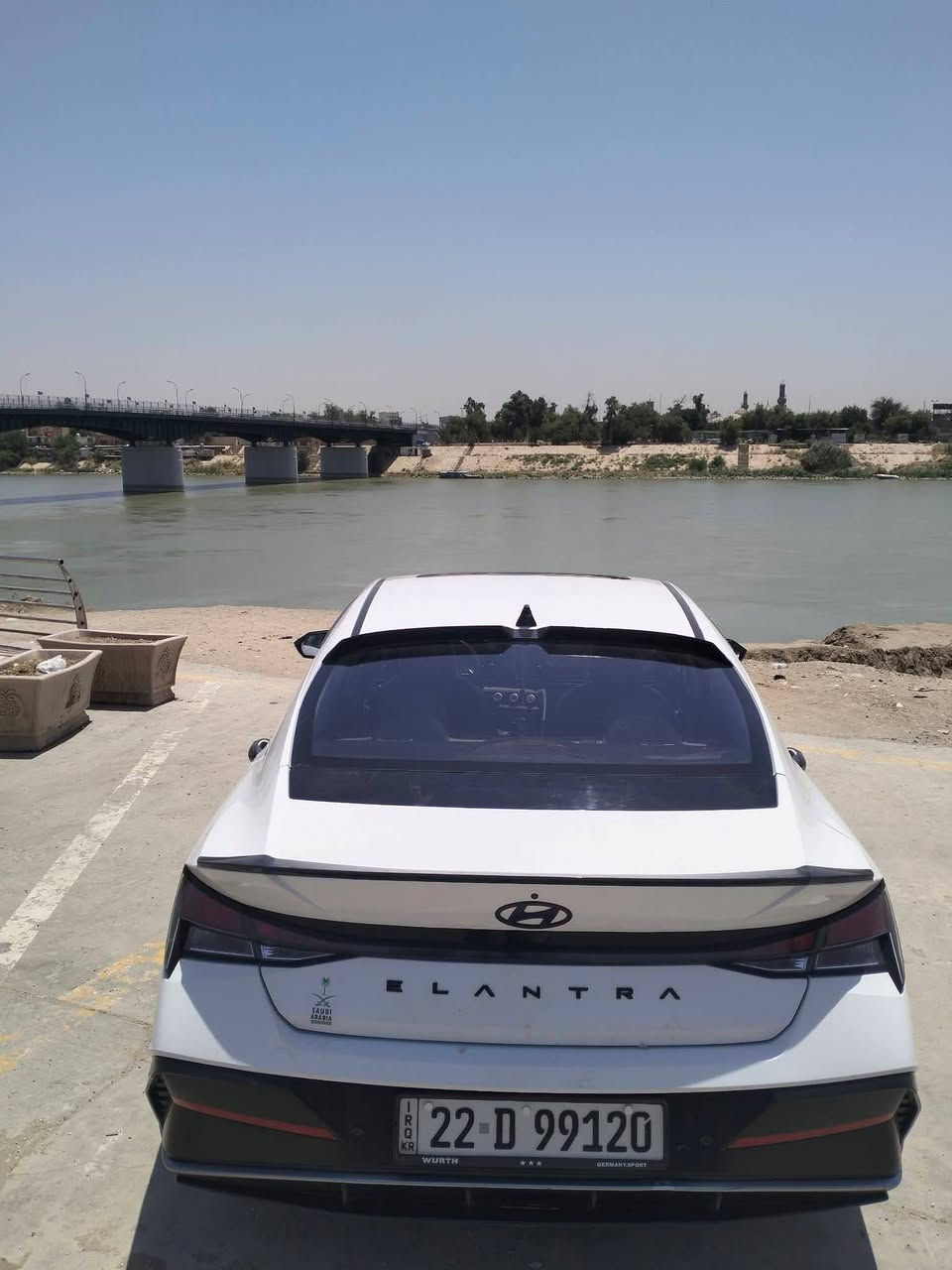 النترا موديل 2024 رقم اربيل بأسمي مكفولة كفالة عامة ماشيه 60 الف وارد صيني محرك1500 دبل نوزل مابيها اي نقص كاملة من جميع النواحي مواصفاتها معروفة بصمه دخول وتشغيل وفتحة سقف وقطعتين تبريد مكاني بغداد الكاظمية
رقم الهاتف:-***********
سعرها 138 وبيها مجال بسيط او مراوس ب  BYD Seal 05/BYD QIN PLUS
شكرا جزيلا.
