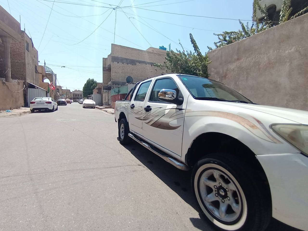 السلام عليكم بيكمب كنو للبيع موديل ٢٠١٢ سيارة نظيفه كير مكينه بلادي صدر امامي خلفي جديد لونها  ابيض غير محدد السعر    62 وبيها مجال         للاستفسار اكثر *********** مكان السيارة بغداد
