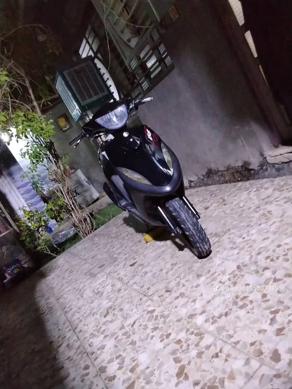 سلام عليكم لبيع دراجه ماكس مكينه خمسه وخمسين نضيفه السعر خاص خابرني وبيك خير وتدلل ***********
