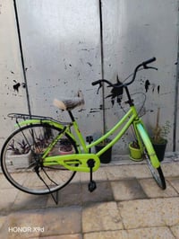 بايسكل ياباني حجم 27نضيف سعره 70وبي مجال 07764752051