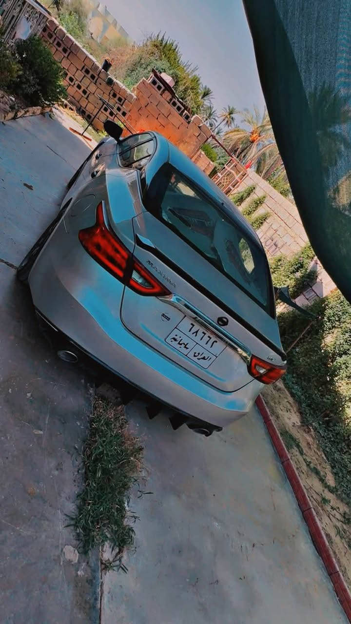 نيسان مكزيما فول مواصفات عده الفتحه بصمه موديل 2017حداديه كير محرك جديد  حادثه ع البارد مرجعي رقم سليمانيه متوازي علبيع حيل السعر السابق 125الحاله بسبب الضروف الصحيه للوالد السياره نزلت السعر 108مكان السياره حله  رقم الموبايل ***********
