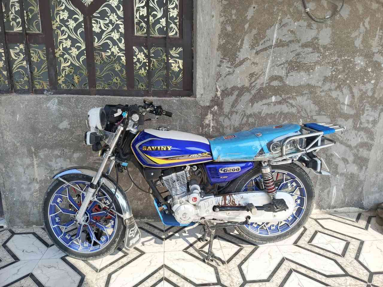 السلام عليكم دراجه سونك سفان موديل 2025 كله شركه  بعد انضف من الصور ومرتبه وجبنزه  اوراق استنساخ لان الصليات ضاعن مني   سعر 750 وبيه مجال للشراي هذا رقمي وبيك خير وتدلل.. ***********
