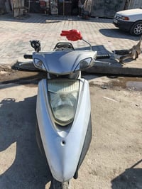 دراجه بريز للبيع شغاله كامله سعر 350,000 مكاني بغداد الكاظميه هاتف0771...