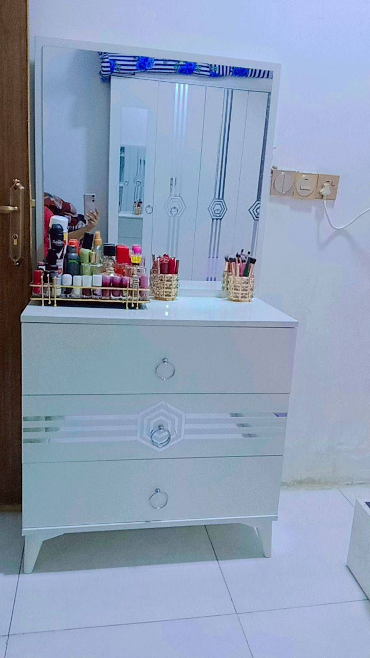 غرفه لبيع سعر 350وبيه مجال


**إذا كنت صاحب هذا الإعلان وتريد حذفه لأي سبب، رجاءا أرسل رسالة إلى الدعم الفني**