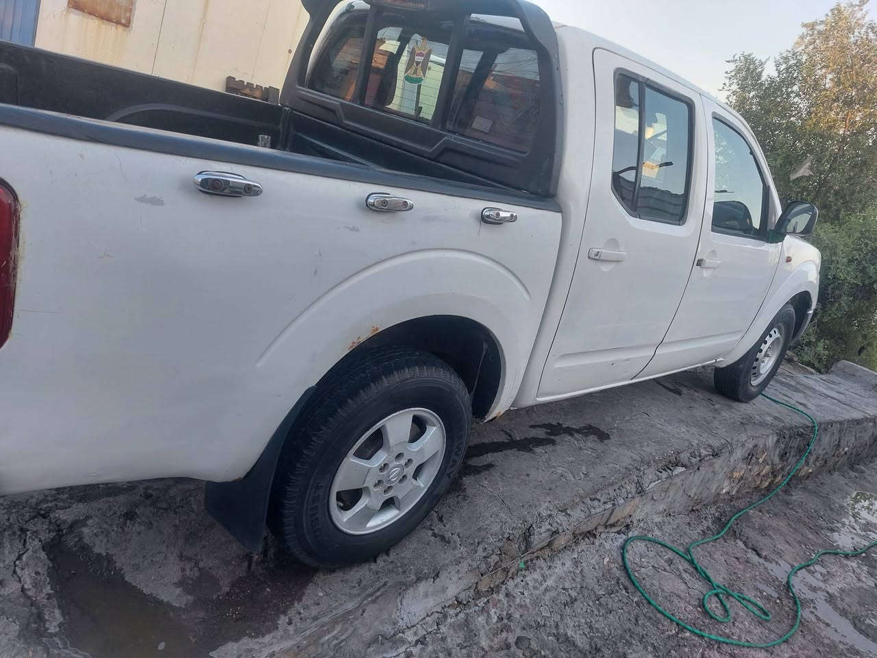 سلام عليكم بيكم نيفاره موديل ٩ للبيع او مراوس بسياره خصوصي بيكم أربيل تحويل وكاله موجود مكينه ففتي كير اتمتيك@ كهرباء كله شغاله بس هورن مايشتغل تراي للبصره حداديه جديده السياره مابيه نقص فقط التبريد عايزه راتيتر الكمريسر يشتغل سياره جاهزه وتجي تفحص وتأخذ مكفوله من الكص والكلبه  سياره تخم تاير جديد سنتر لك يشتغل باور جديد جام كهرباء الداخل احمر السياره خليجيه مو أمريكي مكاني بغداد مدينه الصدر الرقم موجود بي تصال الاثير والاسيه واتساب فقط *********** الاتصال فقط 
*********** بي واتساب
