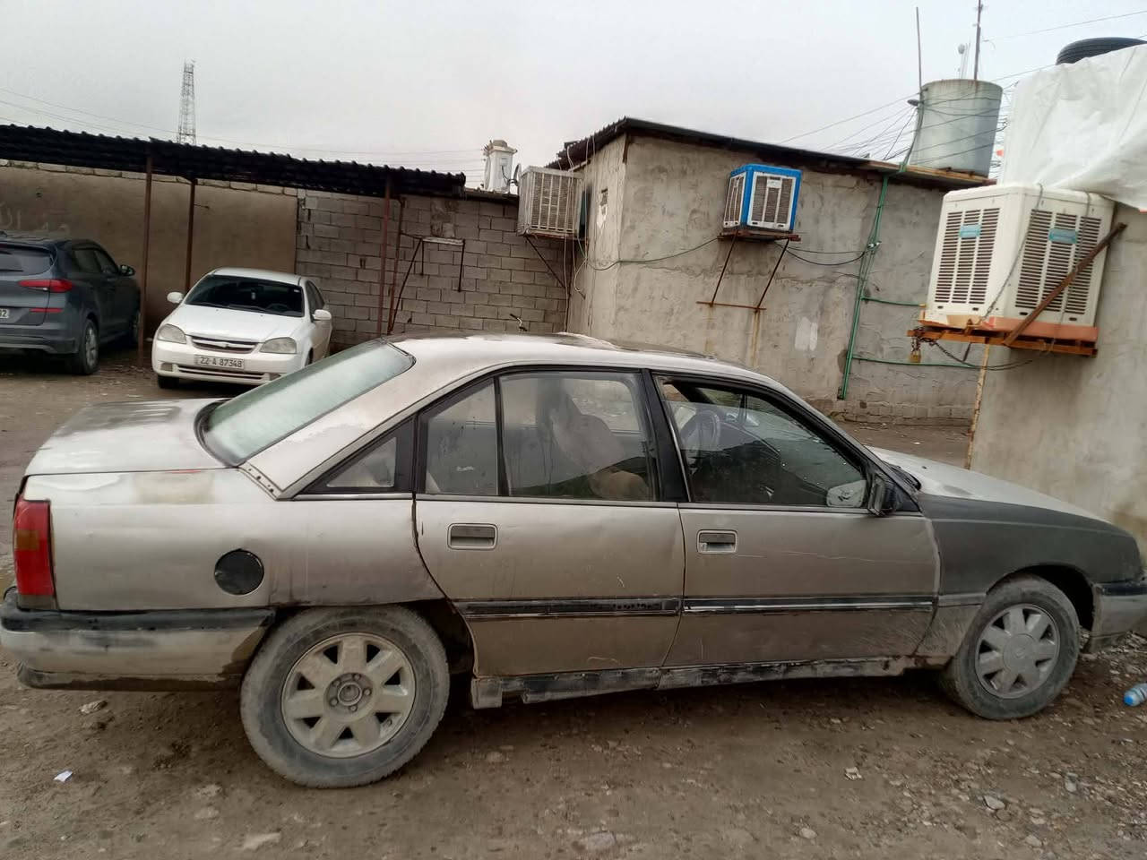 أوبل اوميكه حجم  20 كير ومحرك شرط بيها وكاله مروريه الوكيل يحول بيها العقل عاطل بيها كابون بانزين
السعر 12$وبيها مجال مكلف بل نشر للستفسار
***********
***********
