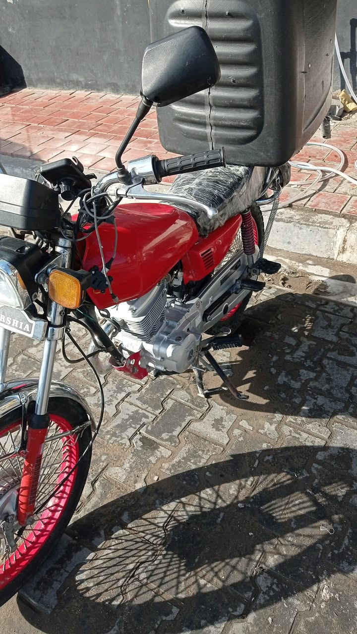 رقم وسنويه موديل 2020 سعر 900 مداور ثاني يوم ***********
